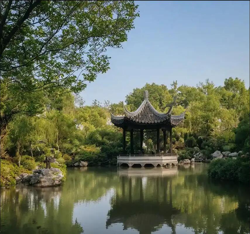 栖霞区花留土建有限公司